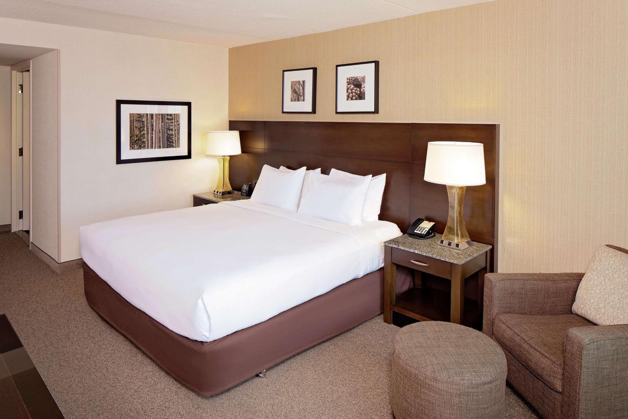 Doubletree By Hilton Hotel Boston Bayside Exteriér fotografie